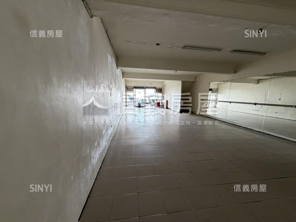 專任黃金透天改建題材房屋室內格局與周邊環境