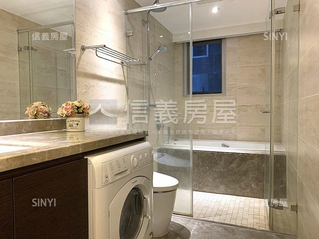 鉑金苑漂亮兩房車位房屋室內格局與周邊環境