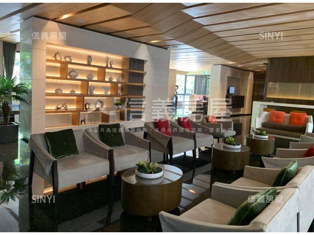 鉑金苑漂亮兩房車位房屋室內格局與周邊環境