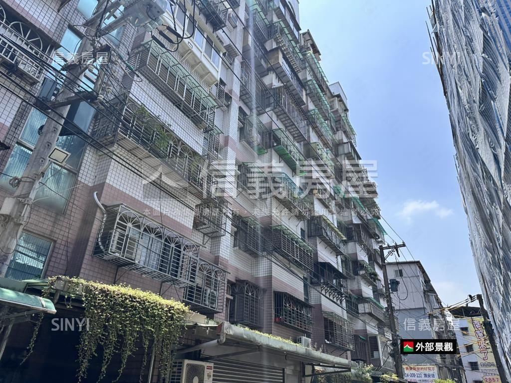 寶石世家。三房車位房屋室內格局與周邊環境