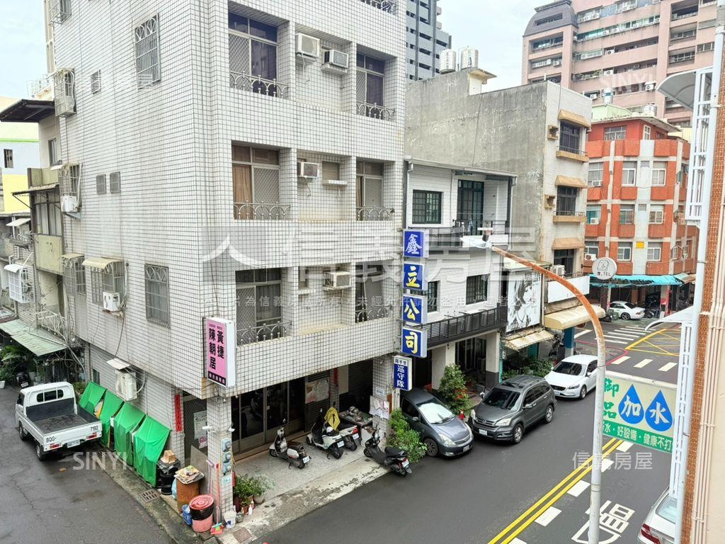 錦田路近捷運三角窗透店房屋室內格局與周邊環境