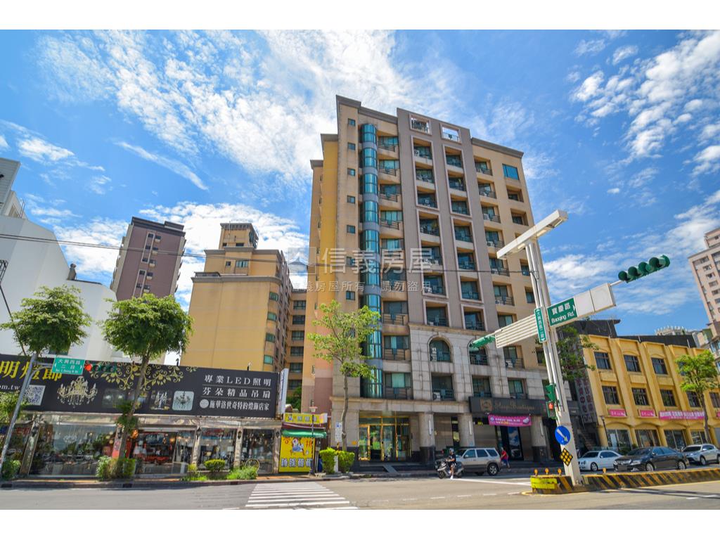 城品質感裝潢三房車位房屋室內格局與周邊環境