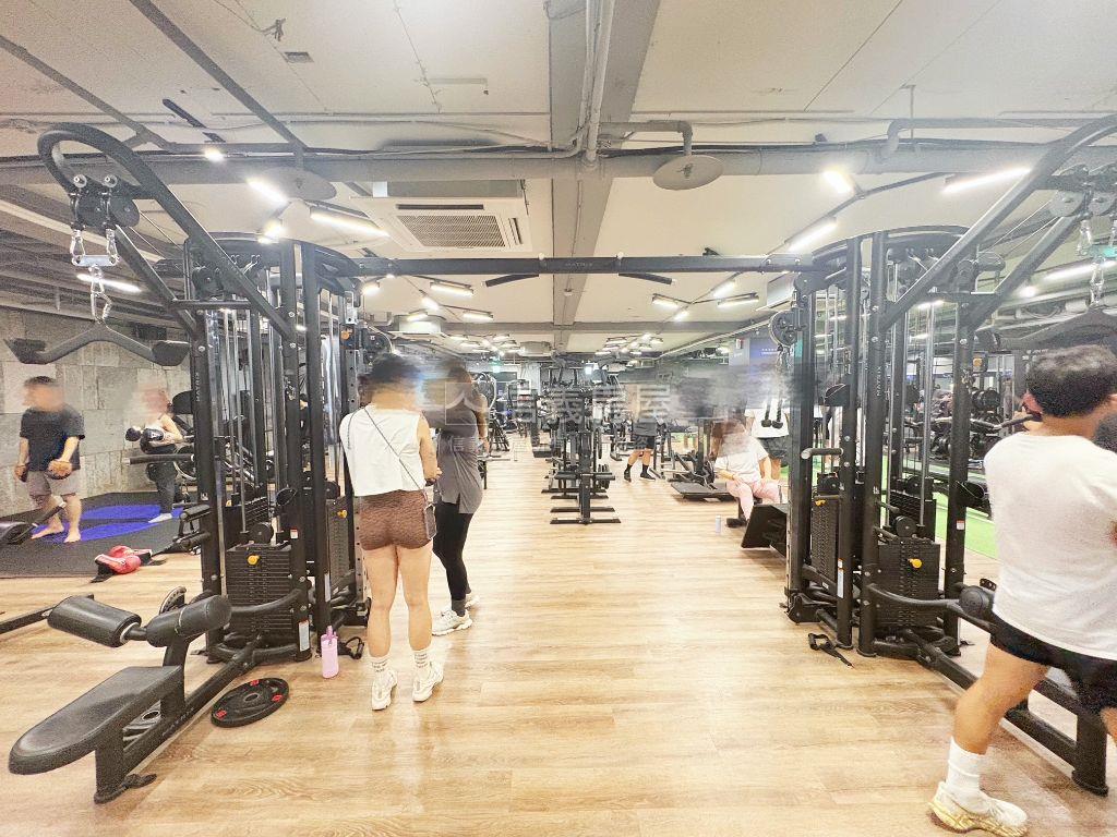 雙捷運高金商辦房屋室內格局與周邊環境