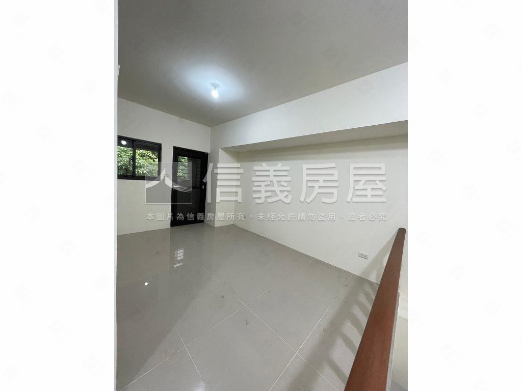 昕世代邊間店面Ｓ１房屋室內格局與周邊環境