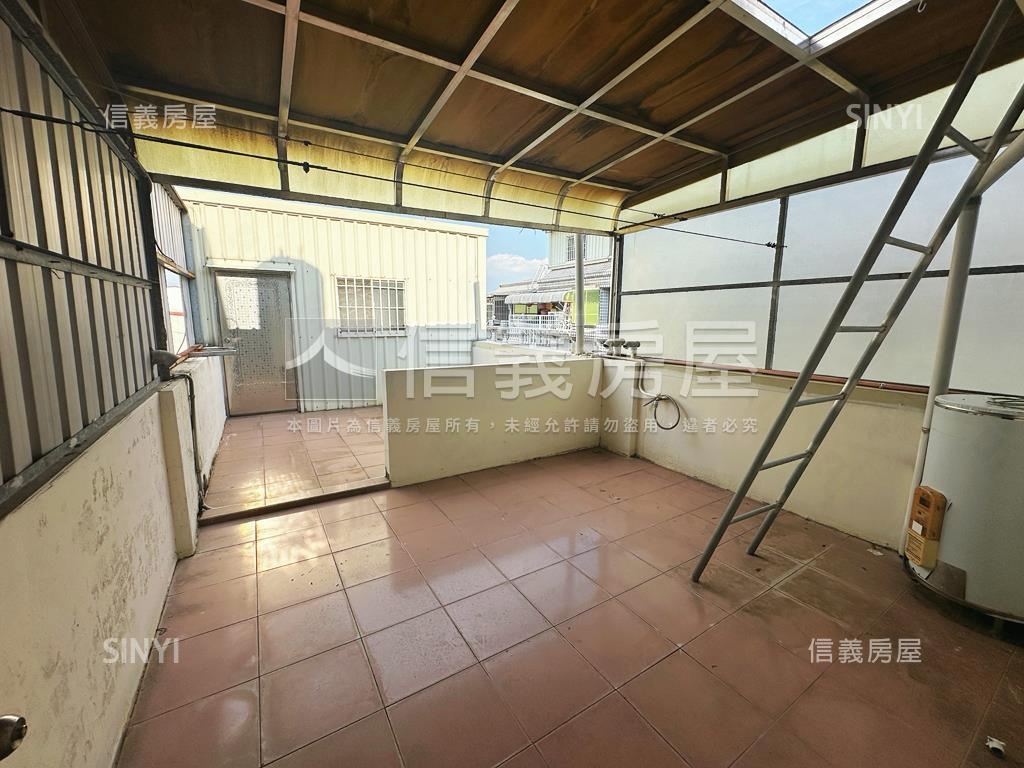 學堂路仁美邊間採光別墅房屋室內格局與周邊環境