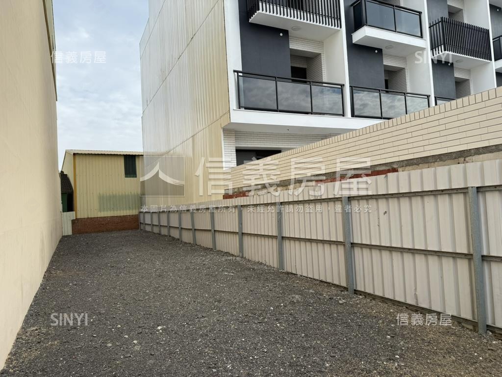 官田地坪約３４坪美地房屋室內格局與周邊環境