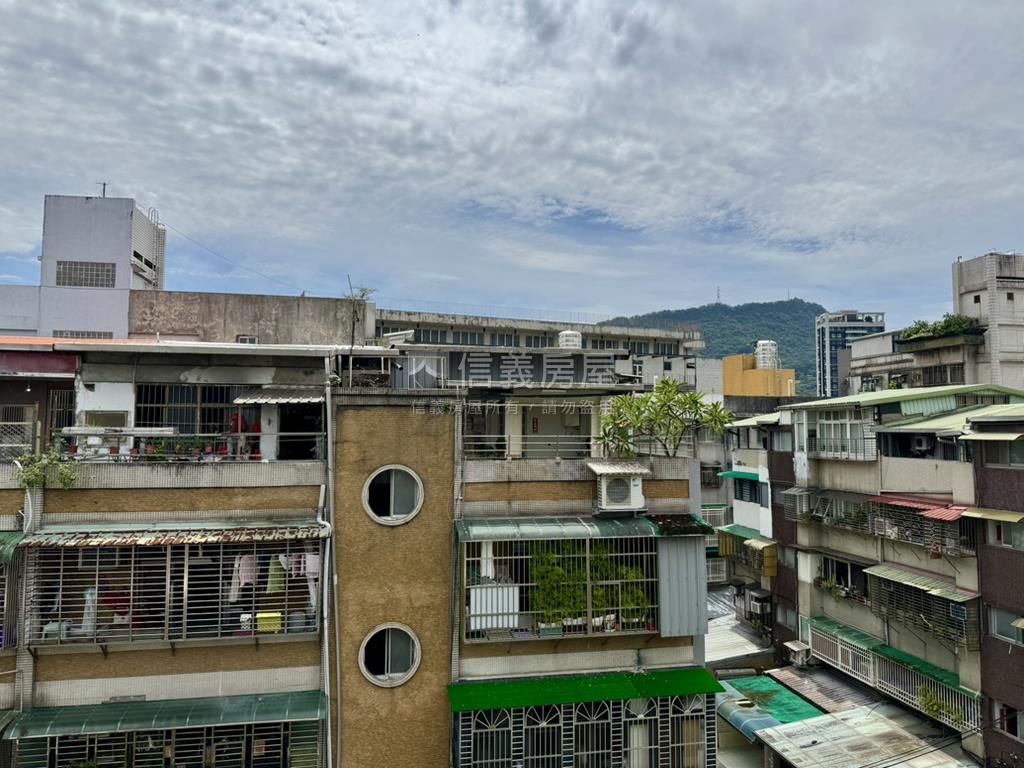 後山埤捷運方正頂加房屋室內格局與周邊環境