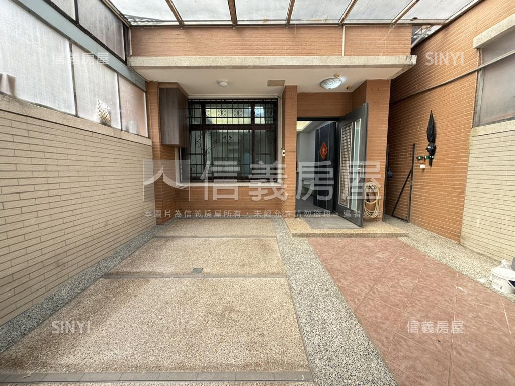 大毅震後前院透天房屋室內格局與周邊環境