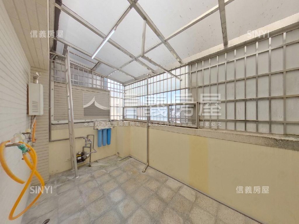 大毅震後前院透天房屋室內格局與周邊環境