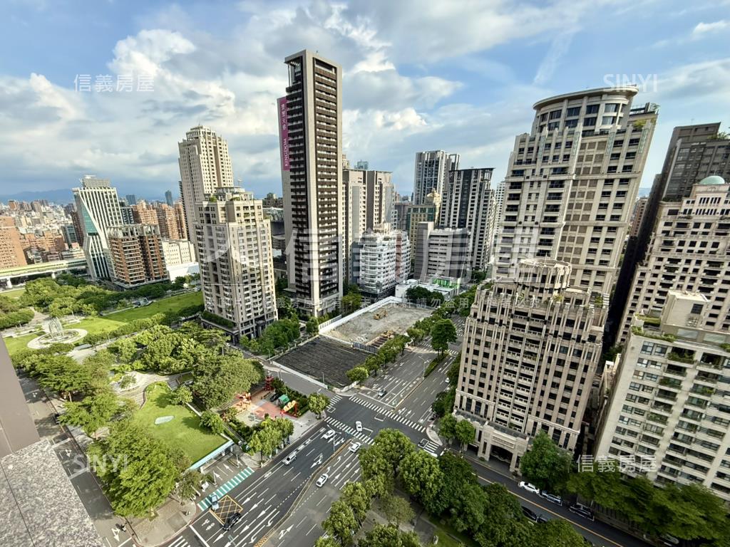 七期公園旁山之道高樓雙車房屋室內格局與周邊環境