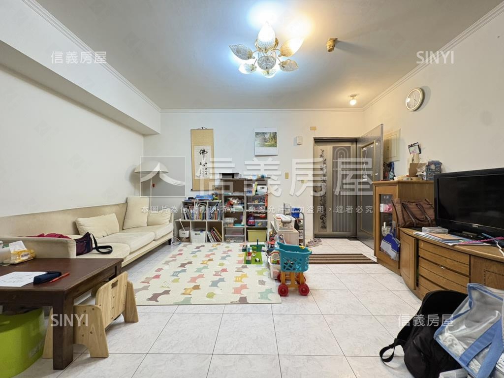 建興學區健康路三房房屋室內格局與周邊環境