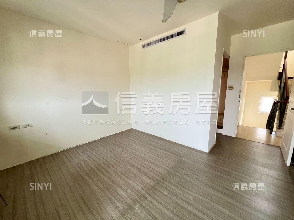 一望無際的山景綠葉透天房屋室內格局與周邊環境