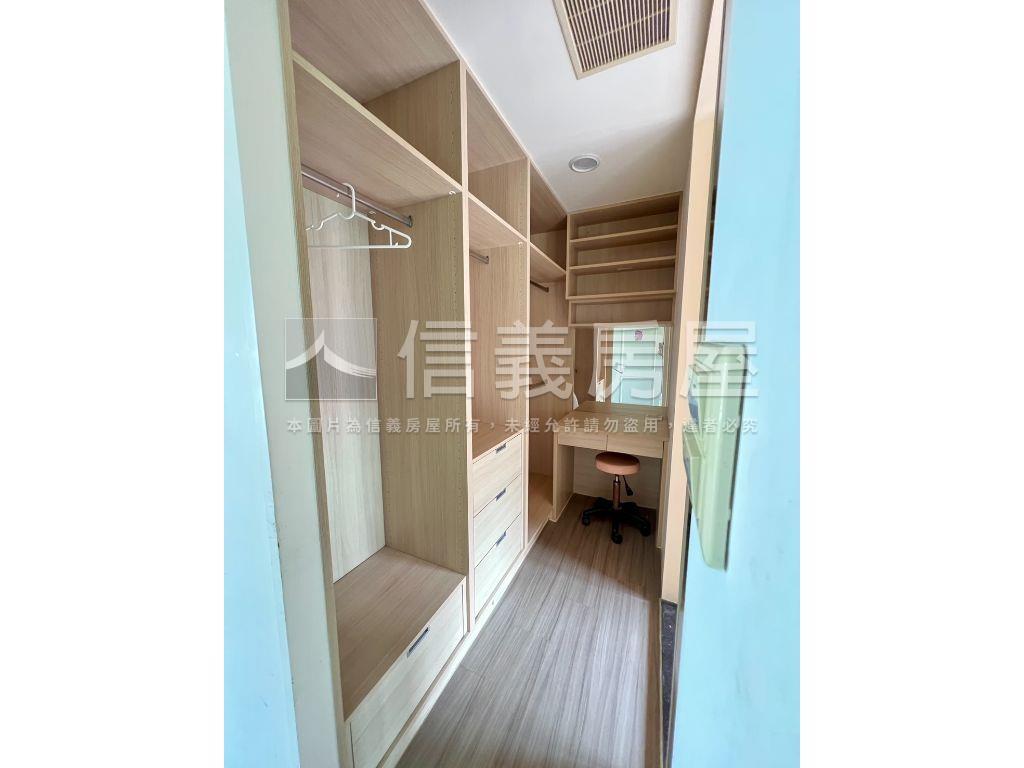 一望無際的山景綠葉透天房屋室內格局與周邊環境