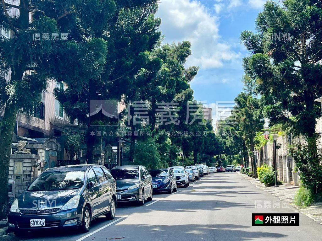 一望無際的山景綠葉透天房屋室內格局與周邊環境