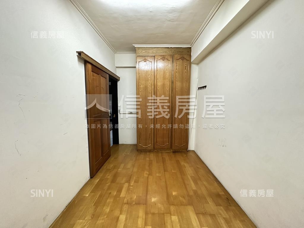 金賀篤行路三房美寓房屋室內格局與周邊環境
