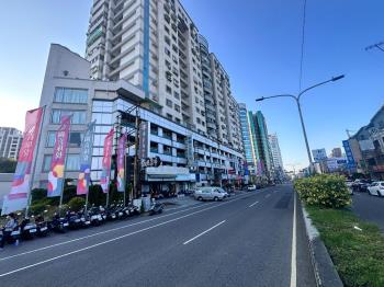中華路大面寬黃金鑽店面