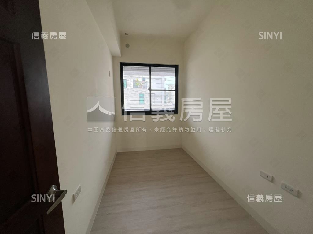 安和亞遞藏紅三房平車房屋室內格局與周邊環境