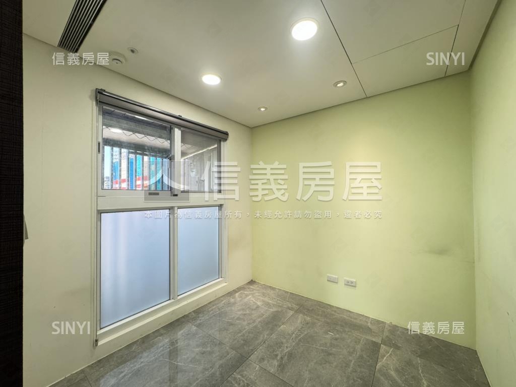 容邑ＰＡＲＫ邊間面學校房屋室內格局與周邊環境