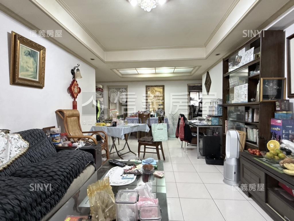 明湖邊間綠意景致電梯三房房屋室內格局與周邊環境