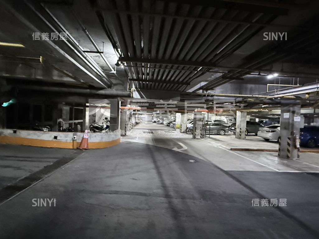 明湖邊間綠意景致電梯三房房屋室內格局與周邊環境