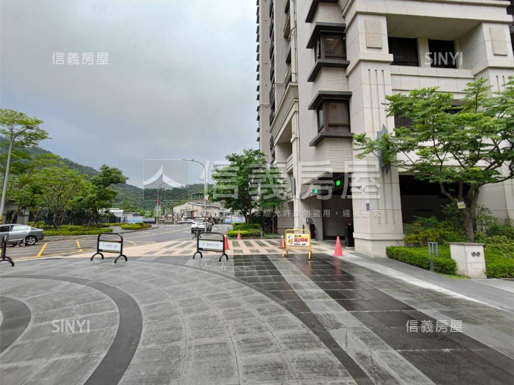 勝旺高樓面公園兩房車位房屋室內格局與周邊環境