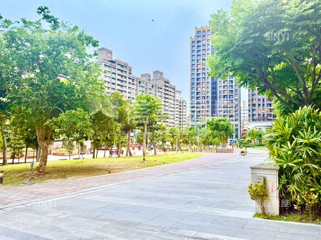 勝旺高樓面公園兩房車位房屋室內格局與周邊環境