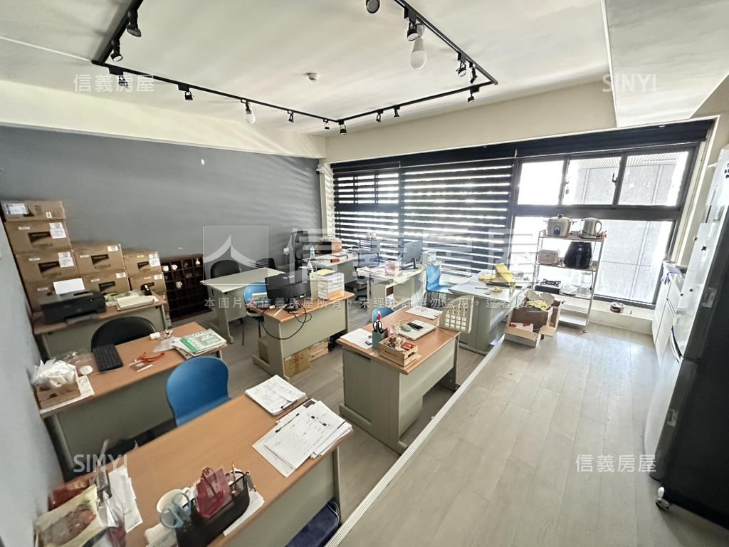 光華正路面寬店鋪ＩＩ房屋室內格局與周邊環境