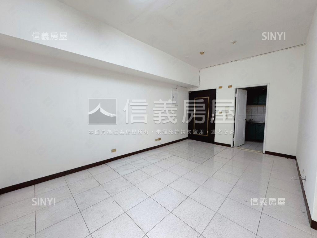 ⭐東方山河大三房＋車位⭐房屋室內格局與周邊環境