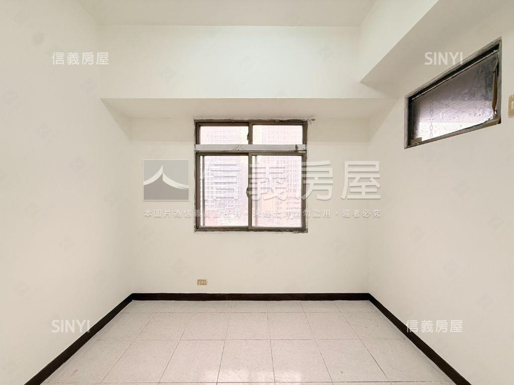 ⭐東方山河大三房＋車位⭐房屋室內格局與周邊環境