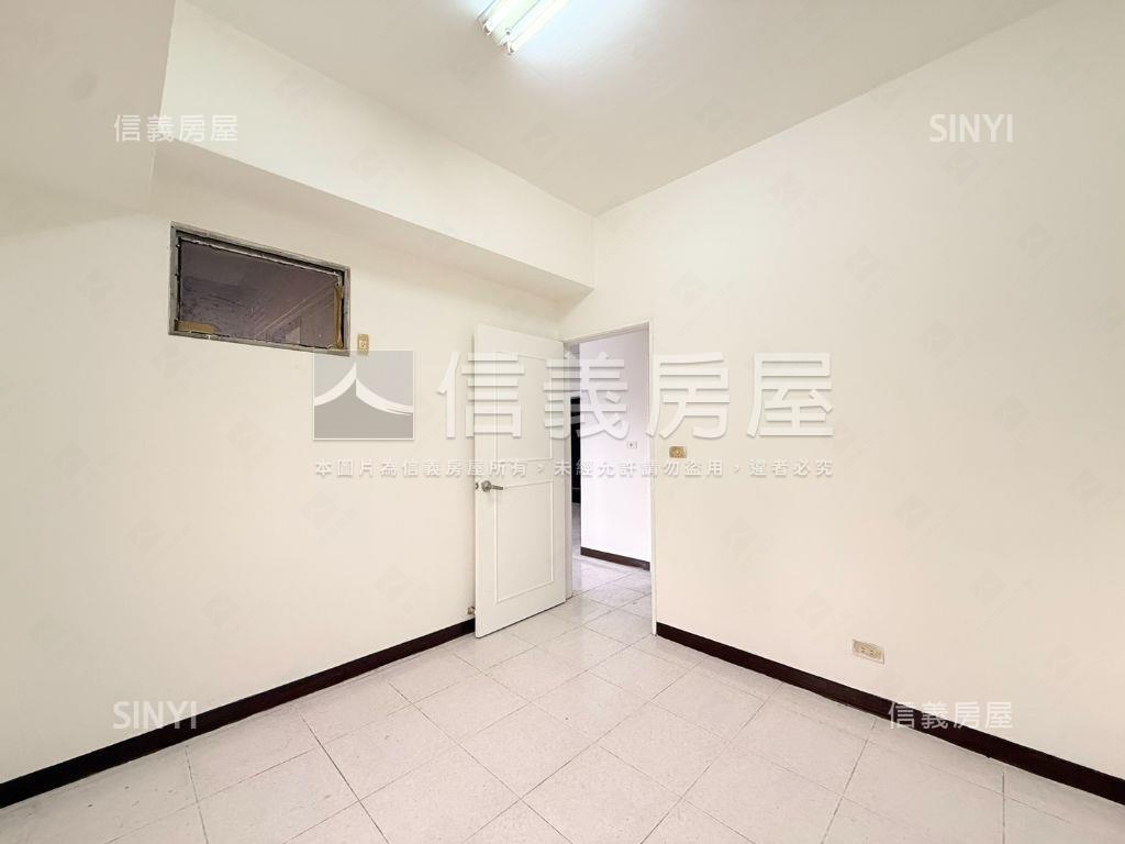 ⭐東方山河大三房＋車位⭐房屋室內格局與周邊環境