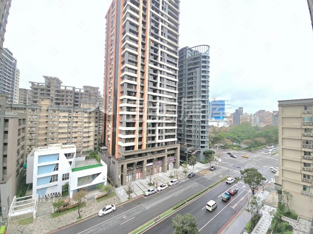 林口．築禾忠孝苑２房車位房屋室內格局與周邊環境