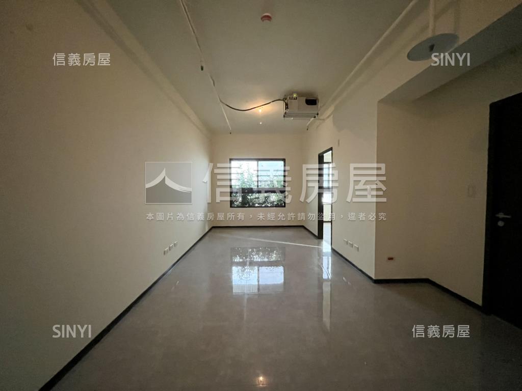 大通大美１８Ｆ兩房平車房屋室內格局與周邊環境