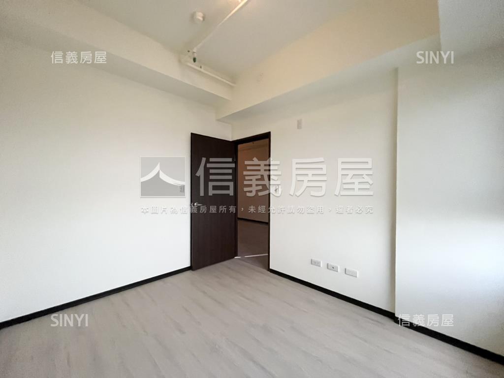 大通大美１８Ｆ兩房平車房屋室內格局與周邊環境