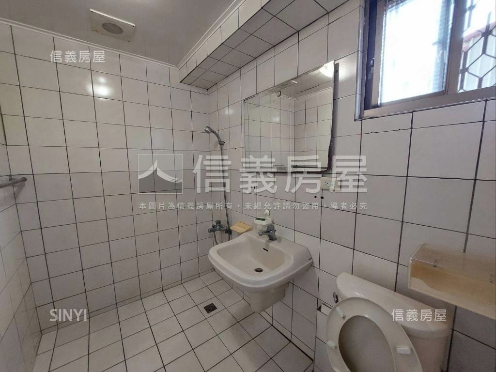 【專簽】五期三房平面車位房屋室內格局與周邊環境