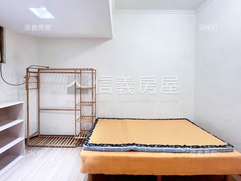 【專簽】鑫園三房平面車位房屋室內格局與周邊環境