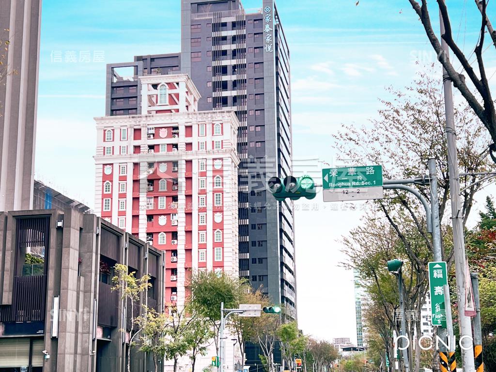 上居銀座美景三房帶車位房屋室內格局與周邊環境
