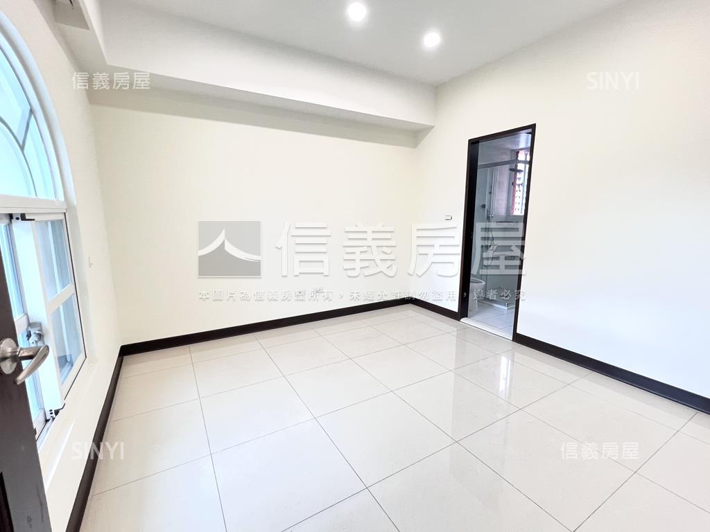 上居銀座美景三房帶車位房屋室內格局與周邊環境