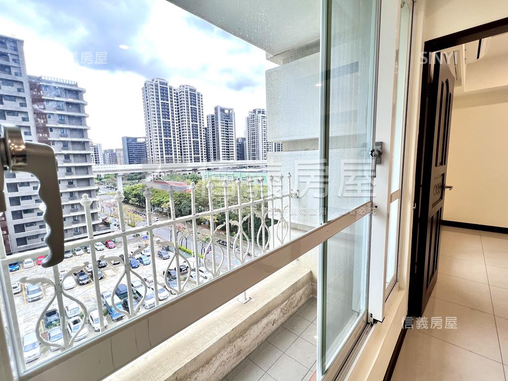 上居銀座美景三房帶車位房屋室內格局與周邊環境