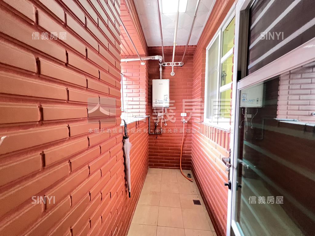 上居銀座美景三房帶車位房屋室內格局與周邊環境