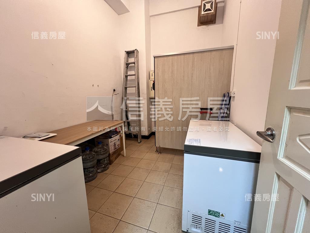 上居銀座美景三房帶車位房屋室內格局與周邊環境