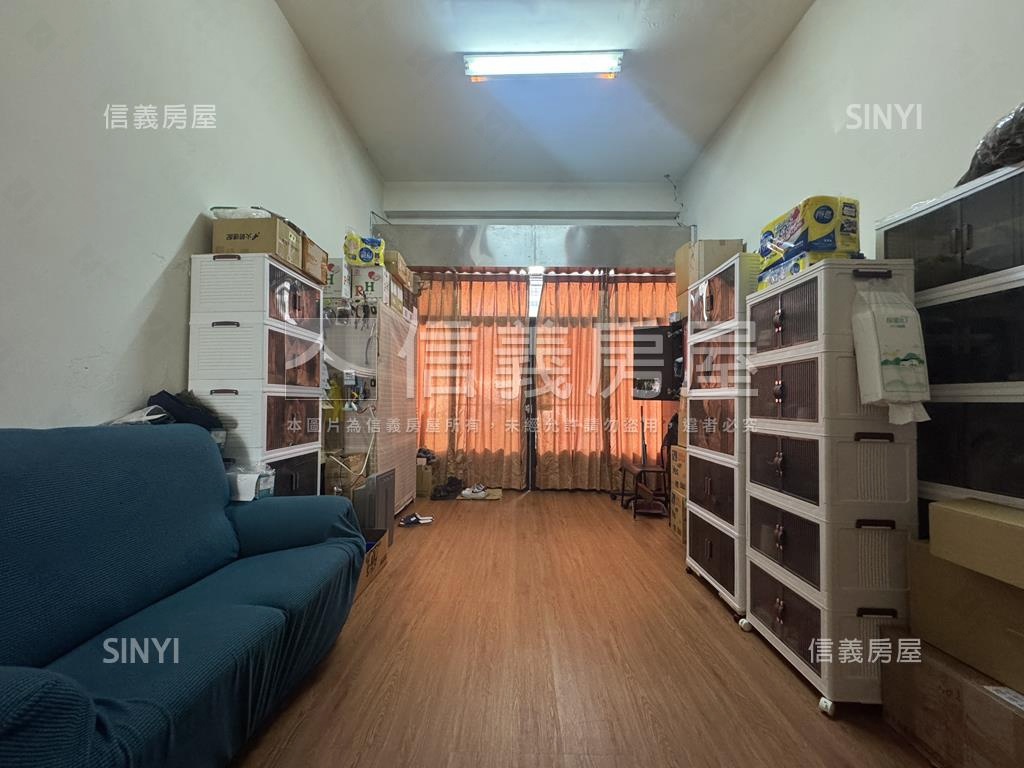 省道旁大地坪正路透店房屋室內格局與周邊環境