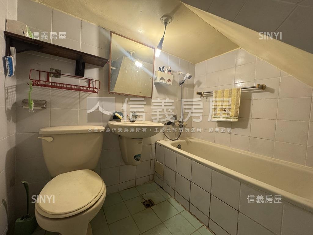 省道旁大地坪正路透店房屋室內格局與周邊環境