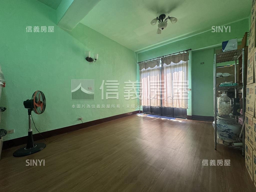 省道旁大地坪正路透店房屋室內格局與周邊環境