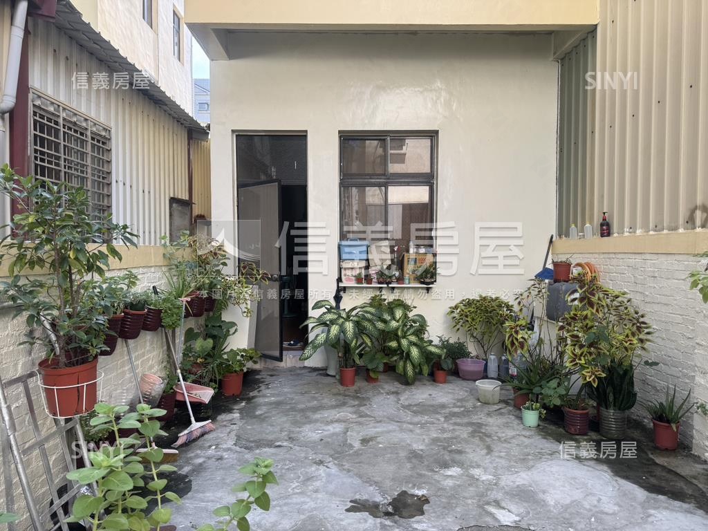 省道旁大地坪正路透店房屋室內格局與周邊環境