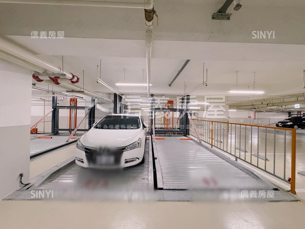 華尚ＡＲＴ精品２房車位房屋室內格局與周邊環境