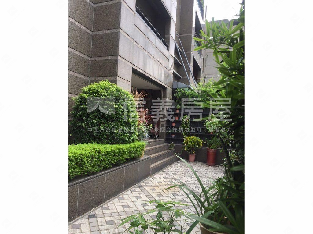 ⭐信義君址⭐房屋室內格局與周邊環境