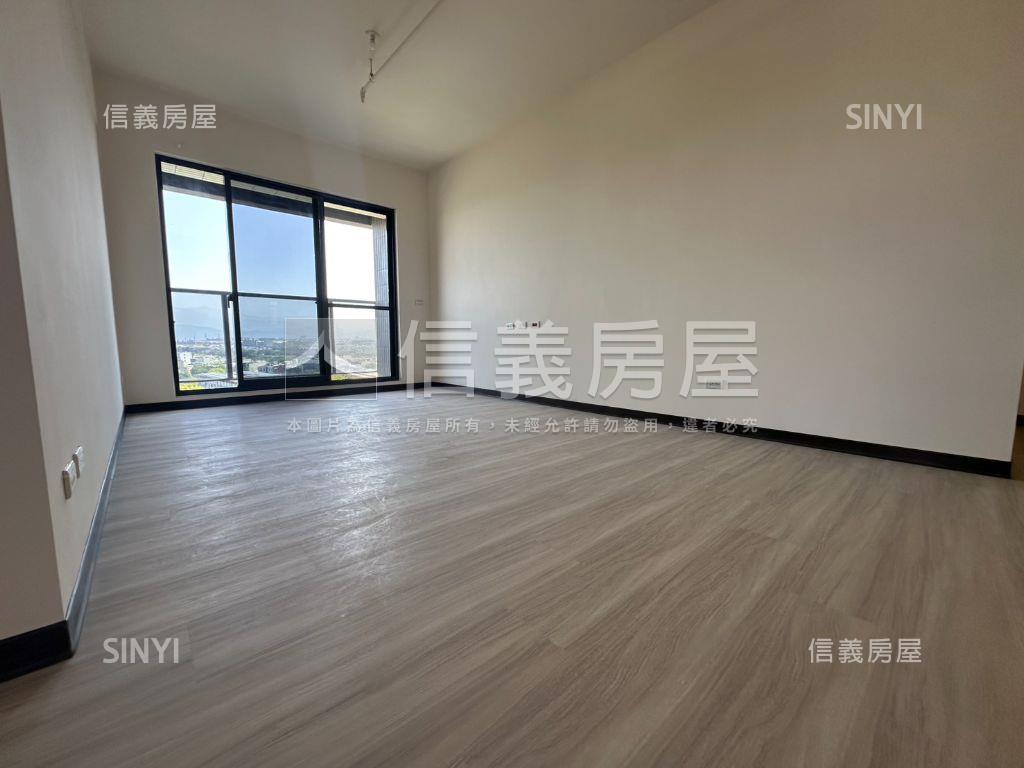 屋齡新高樓景觀四房雙車位房屋室內格局與周邊環境