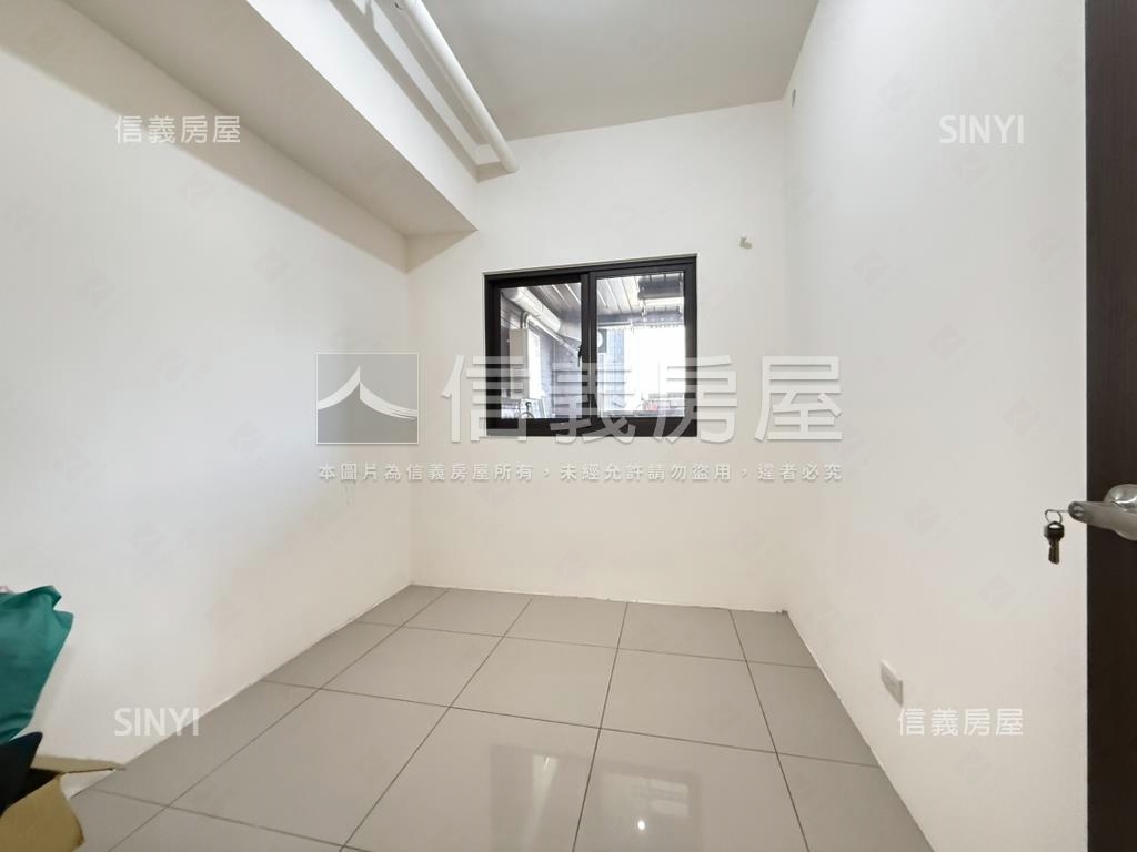 ［新］勝旺興三房車位房屋室內格局與周邊環境