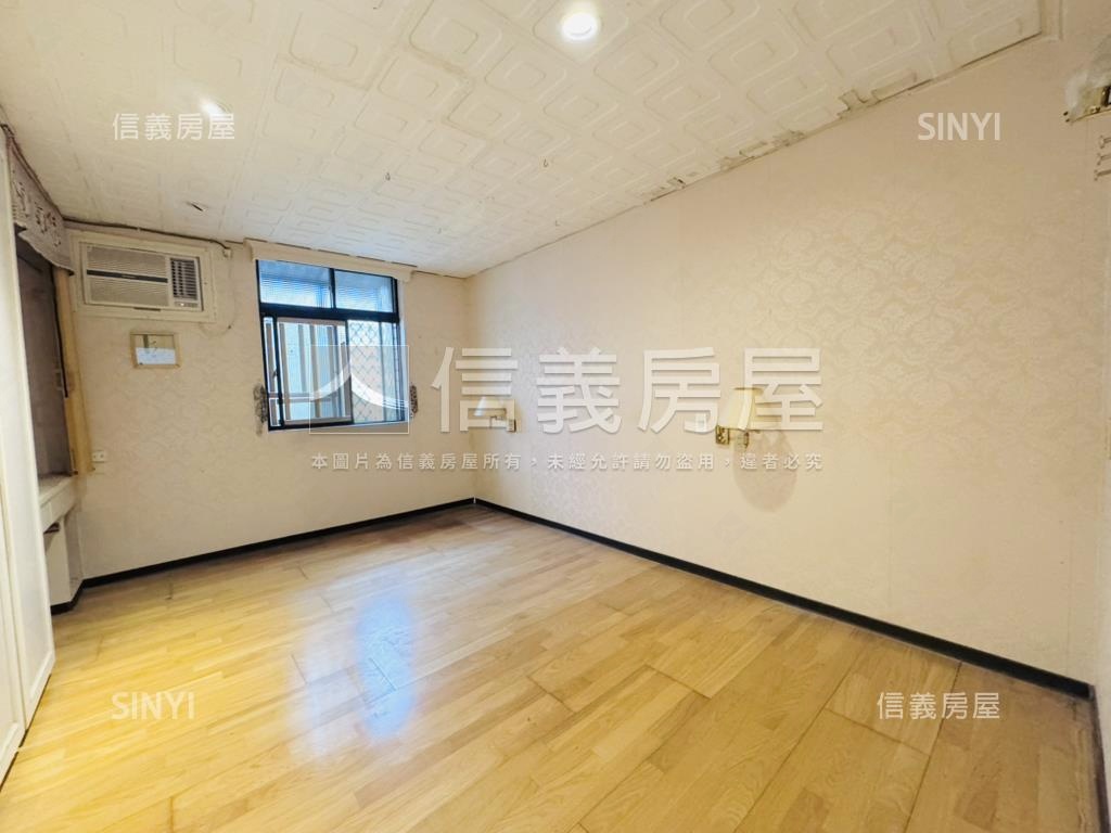 昌明街稀有樓中樓房屋室內格局與周邊環境