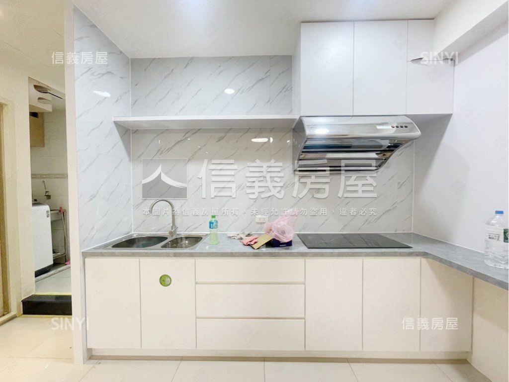 海山捷運低總三房華廈房屋室內格局與周邊環境
